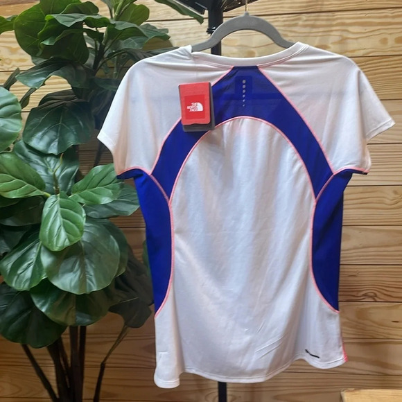 North Face Medium stripes ombre Flashdry womens shirt athletic dryfit hiking NWT - Picture 2 of 12